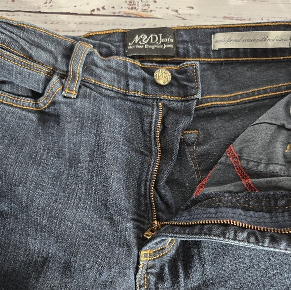 NYDJ Women's bootcut dark wash stretch jeans embroidered pockets sz 14 - Picture 4 of 8